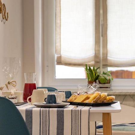 Down Town Blue Apartment لا سبيتسْيا المظهر الخارجي الصورة