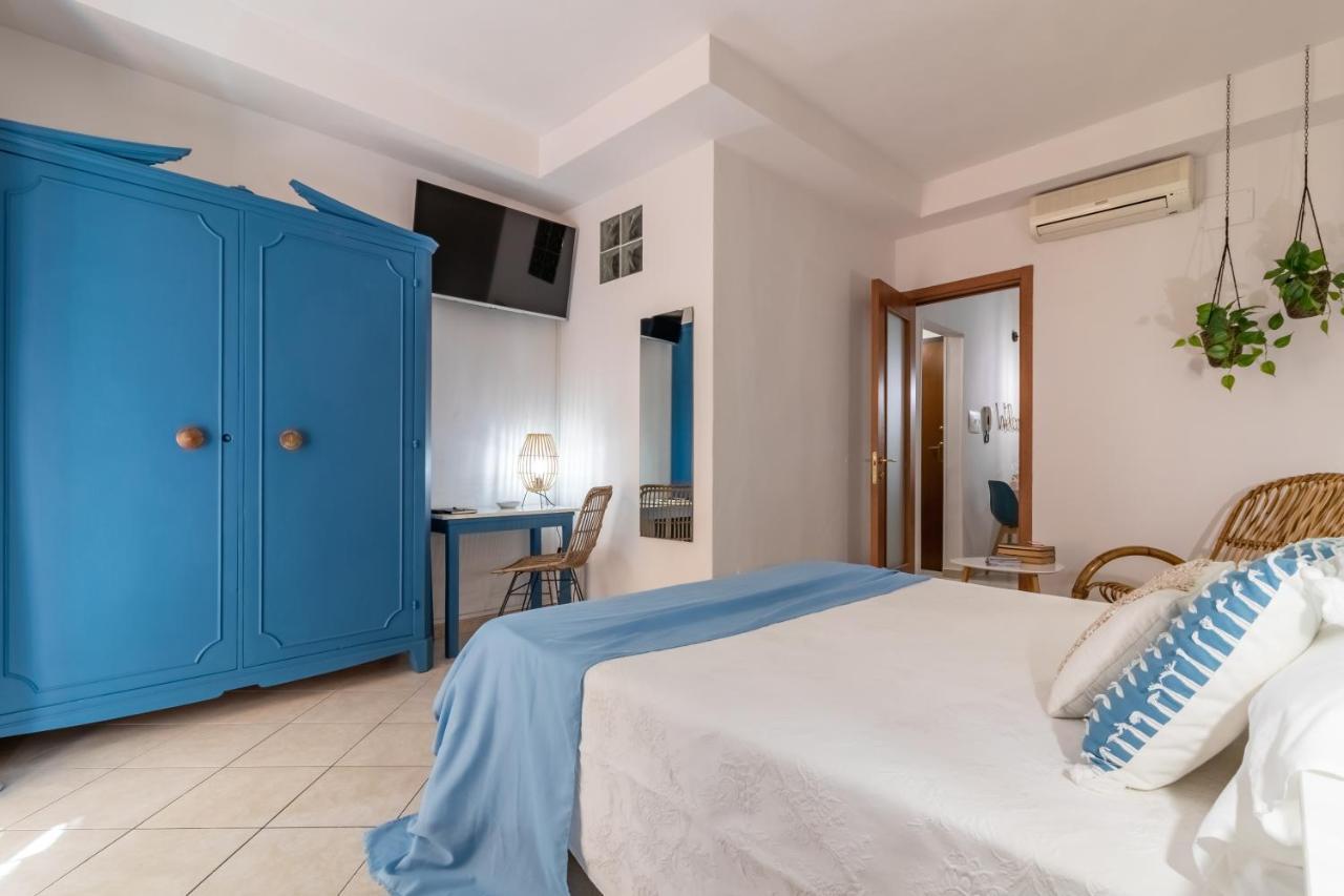 Down Town Blue Apartment لا سبيتسْيا المظهر الخارجي الصورة