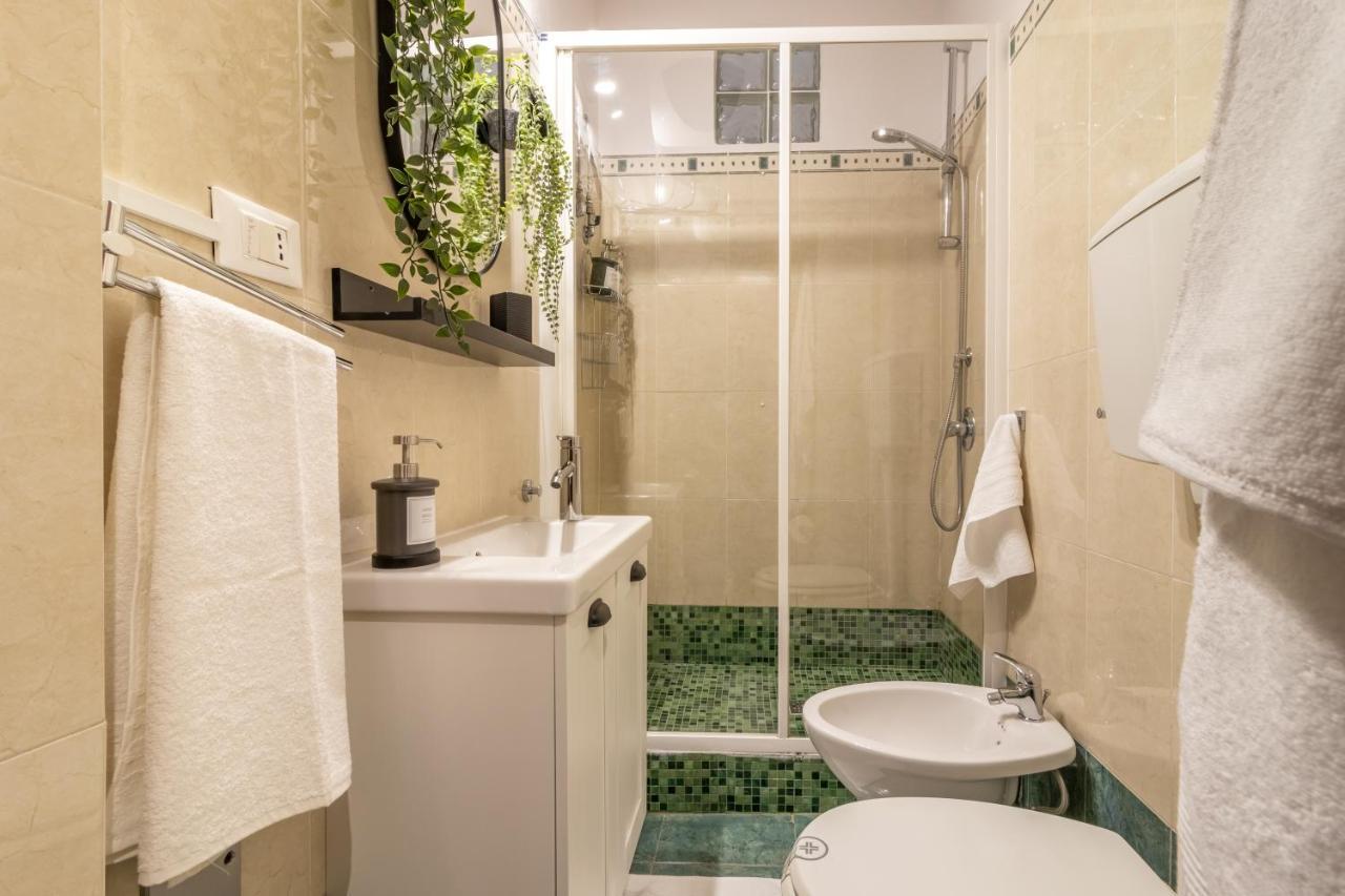 Down Town Blue Apartment لا سبيتسْيا المظهر الخارجي الصورة